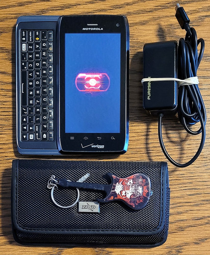 Motorola droid xt894 - 4,