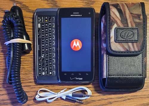 Motorola droid xt894 - 4,